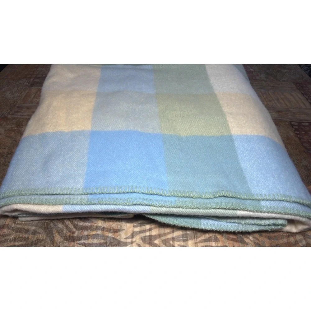 LL Bean Wool Blanket King Plaid Check Whipstitch Hem Blue Green Cream Lodge Camp